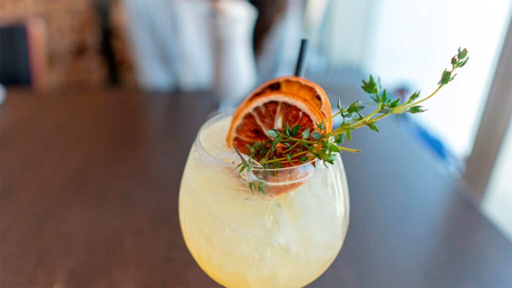 champagne cocktail
